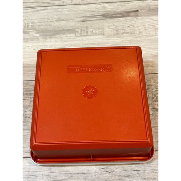 Vintage Tupperware Square Storage Container Paprika Red/Orange Dish with Lid - Picture 8 of 9